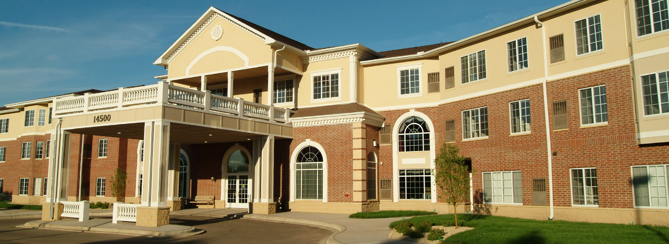 Regent at Burnsville exterior